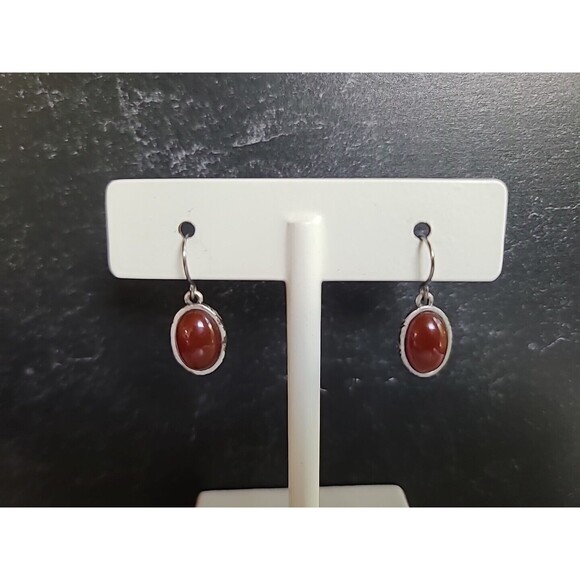 Dangling Red And Silver Tone Metal Pierced Earrings Vintage - Picture 5 of 10